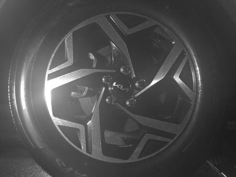 Used 2024 Kia Sportage LX image 15