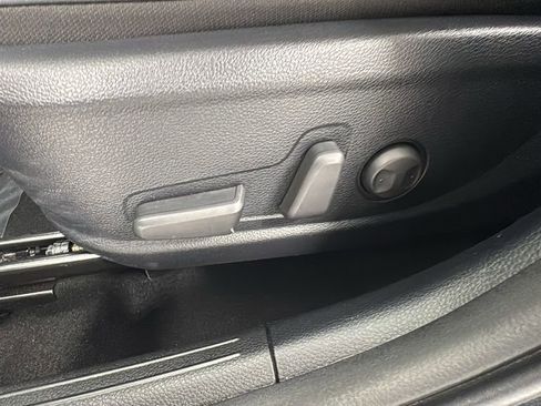 Used 2024 Kia Seltos EX image 11