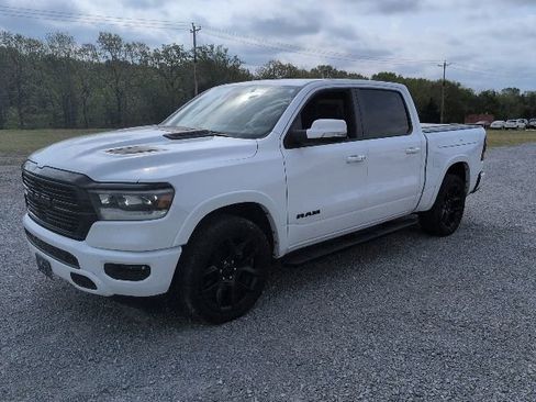 Used 2020 RAM 1500 Laramie AWD/4WD image 2