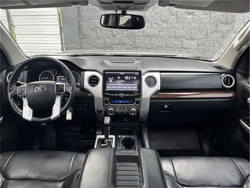Used 2017 Toyota Tundra Limited w/ Limited Premium Package AWD/4WD image 19
