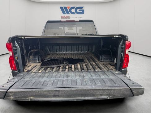Used 2021 Chevrolet Silverado 1500 LTZ w/ LTZ Premium Package AWD/4WD image 22
