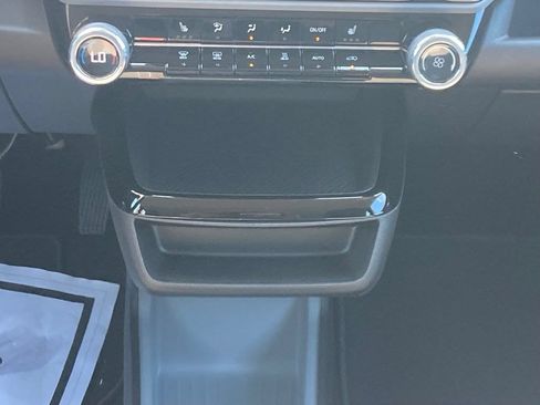 New 2027 Chevrolet Bolt LT w/ Comfort Package FWD image 12