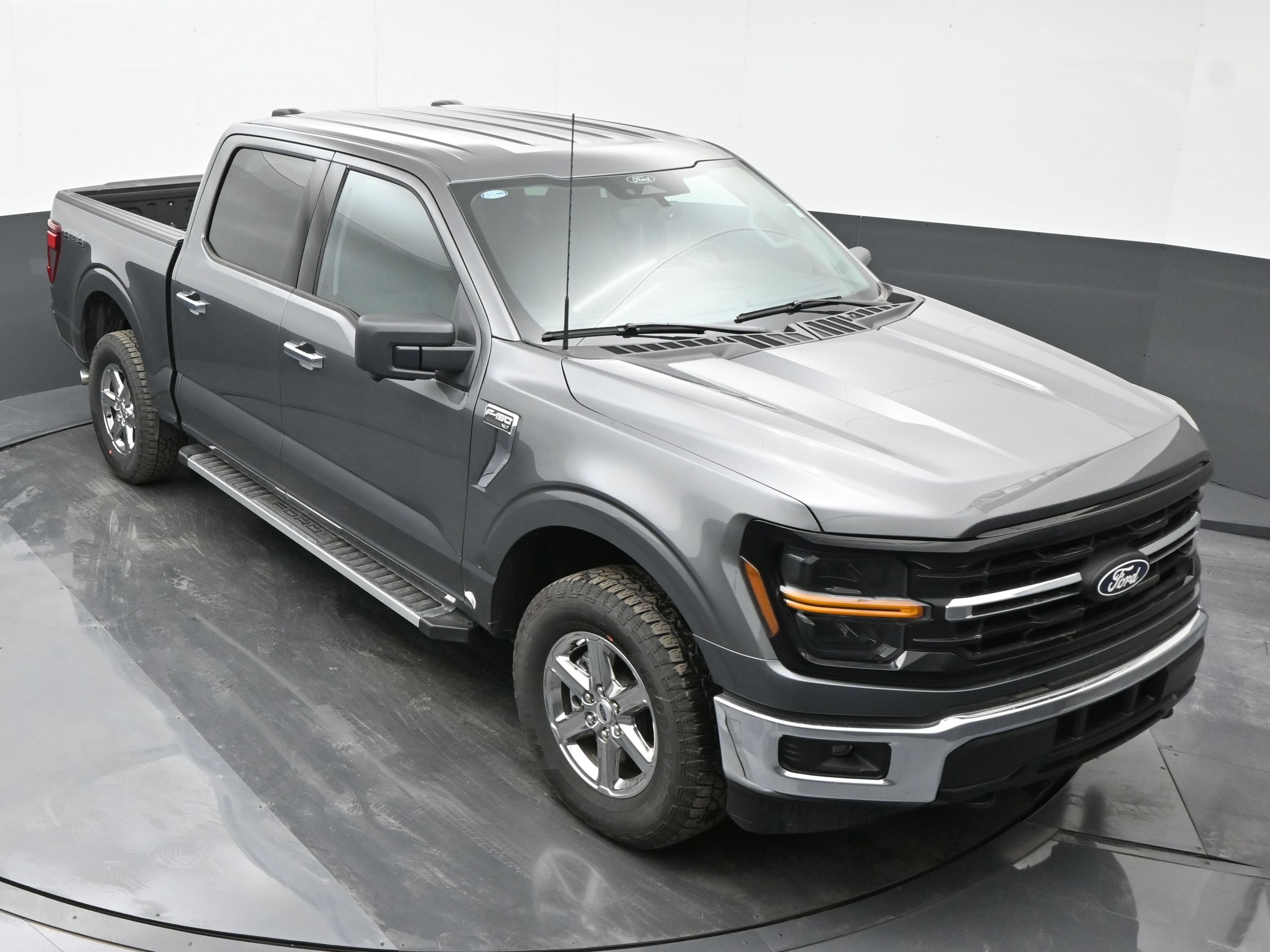 Used 2024 Ford F150 XLT AWD/4WD image 25