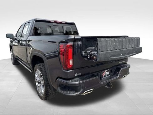 Used 2023 GMC Sierra 1500 Denali w/ Denali Reserve Package AWD/4WD image 8