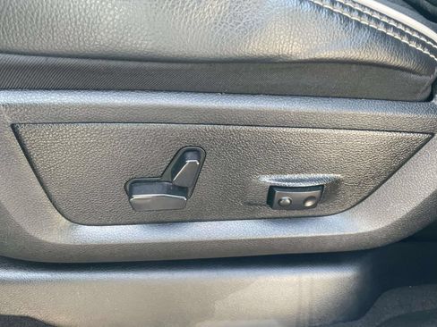 Used 2026 RAM 2500 Laramie AWD/4WD image 19