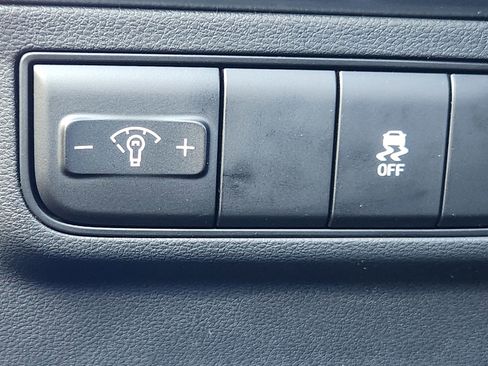 New 2026 Hyundai Tucson SE image 13