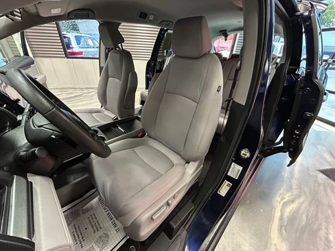 Used 2020 Honda Odyssey EX image 10