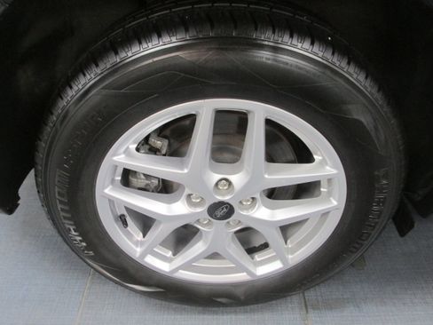 Certified 2024 Ford Edge SEL AWD/4WD image 16