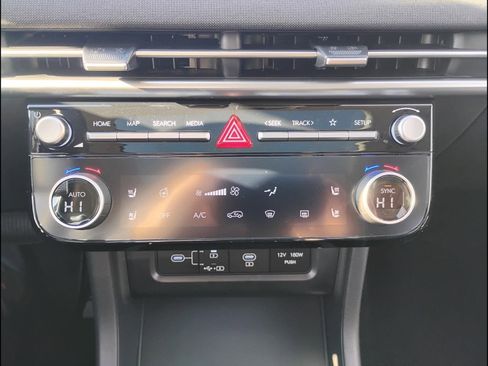 New 2026 Hyundai Tucson Limited AWD/4WD image 30