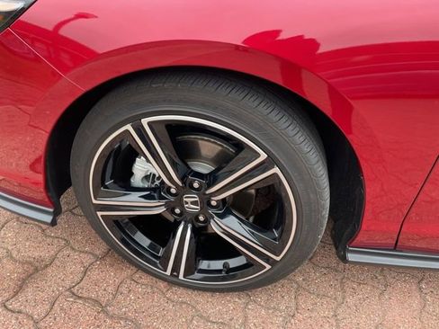 Used 2023 Honda Accord Sport image 10