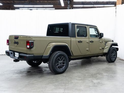 New 2026 Jeep Gladiator Sport image 6