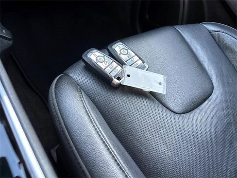 Used 2020 Ford Edge Titanium w/ Equipment Group 301A image 27