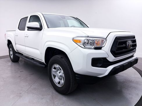Used 2023 Toyota Tacoma SR AWD/4WD image 8