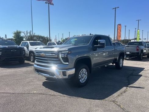 New 2026 Chevrolet Silverado 2500 LTZ image 7