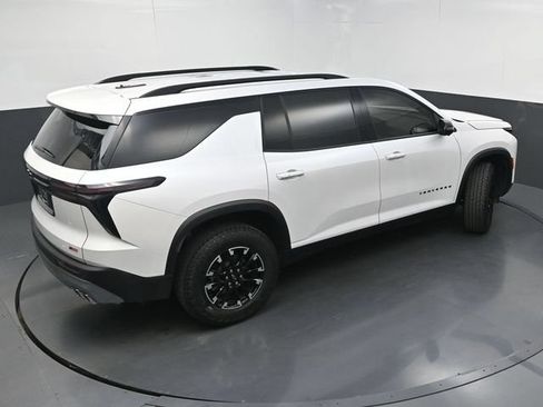 Used 2024 Chevrolet Traverse Z71 w/ LPO, Floor Liner Package AWD/4WD image 52