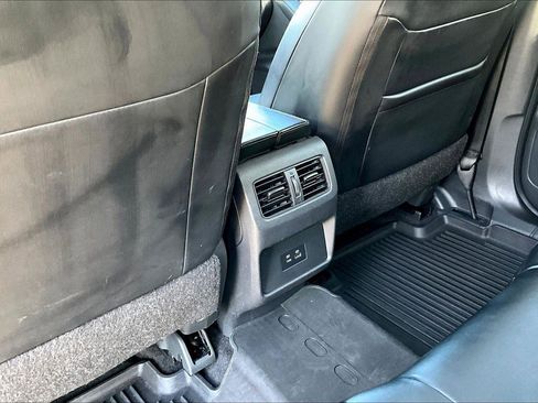 Used 2023 Nissan Rogue SV w/ SV Premium Package image 33