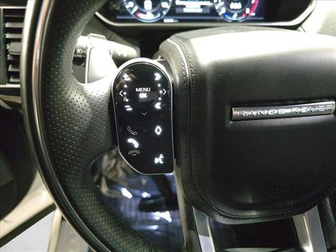 Certified 2022 Land Rover Range Rover Sport HSE Silver Edition image 18