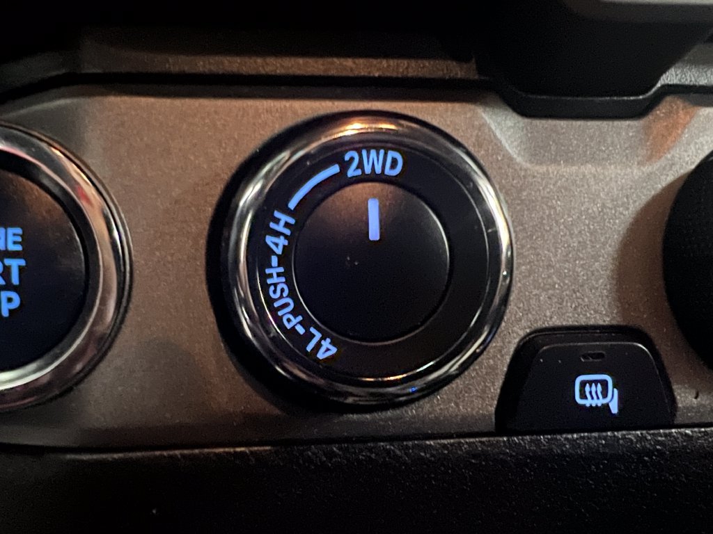 Used 2021 Toyota Tacoma TRD Off-Road AWD/4WD image 25
