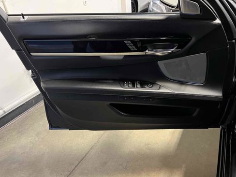 Used 2013 BMW ALPINA B7 image 87