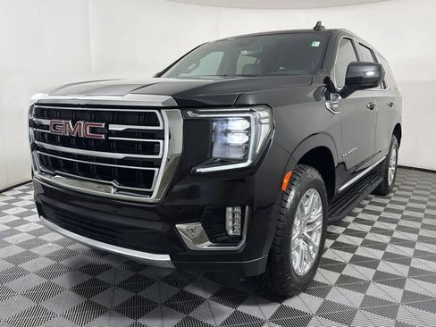 Used 2023 GMC Yukon SLT image 6