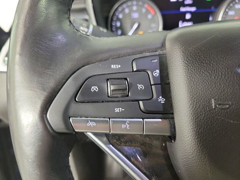 Used 2020 Cadillac XT6 Premium Luxury image 23