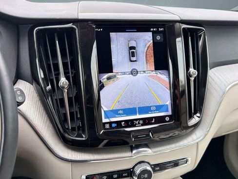 Used 2024 Volvo XC60 B5 Plus w/ Climate Package image 26