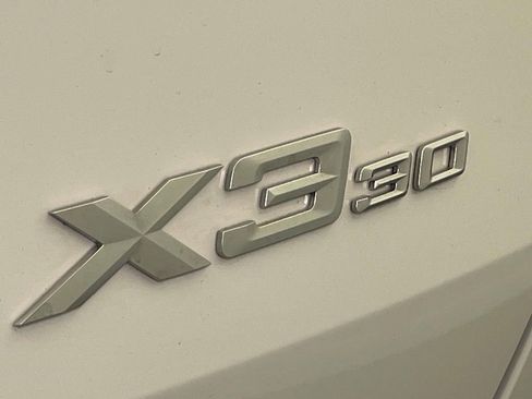 Used 2025 BMW X3 xDrive30 w/ Convenience Package AWD/4WD image 11