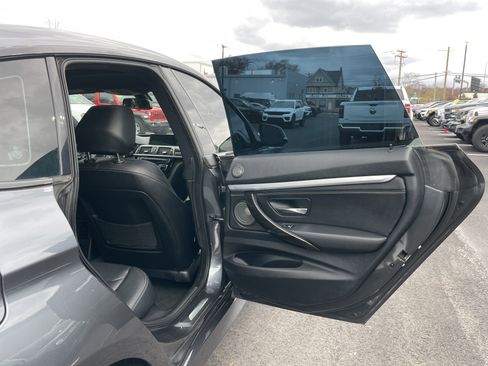 Used 2018 BMW 340i xDrive image 16