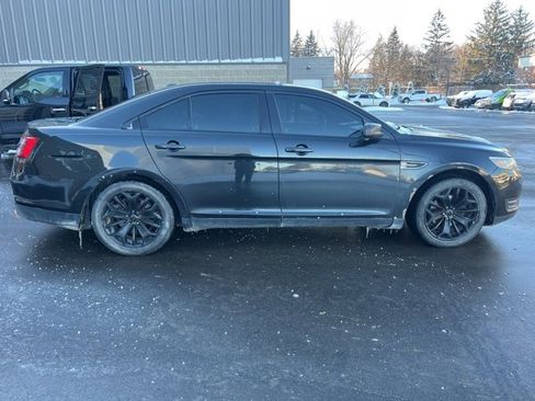 Used 2013 Ford Taurus Limited image 4