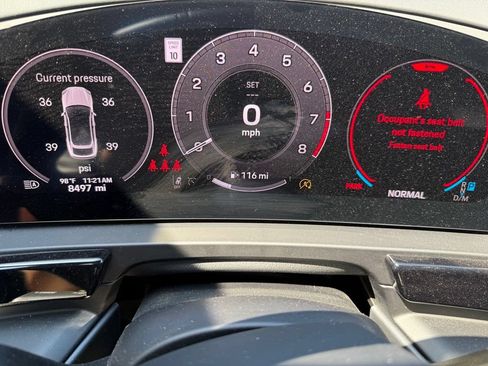 Used 2025 Porsche Cayenne GTS AWD/4WD image 8