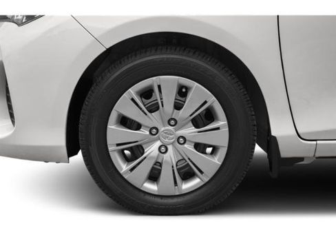 Used 2015 Toyota Yaris LE image 13