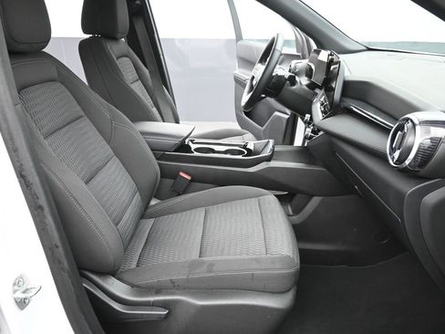 Used 2025 Chevrolet Equinox LT image 16