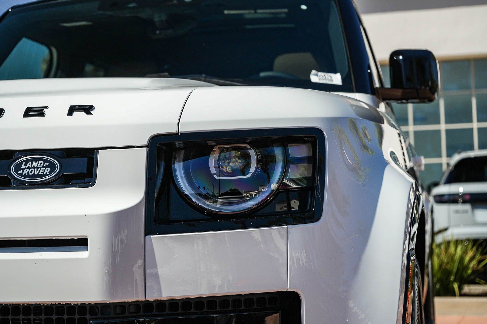 New 2026 Land Rover Defender 110 X-Dynamic SE AWD/4WD image 8