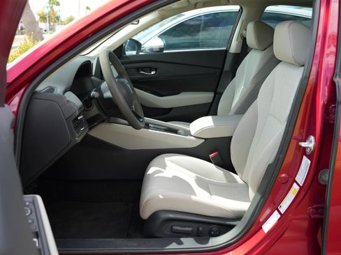 Used 2023 Honda Accord EX image 14