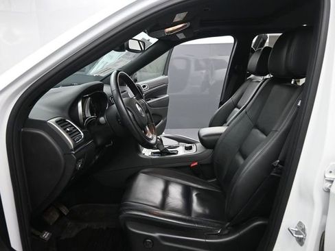 Used 2021 Jeep Grand Cherokee Limited image 10