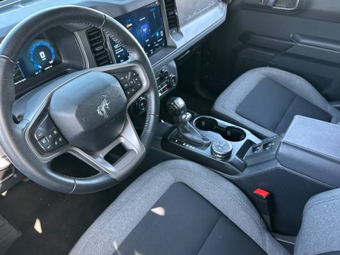 Used 2025 Ford Bronco Big Bend AWD/4WD image 9