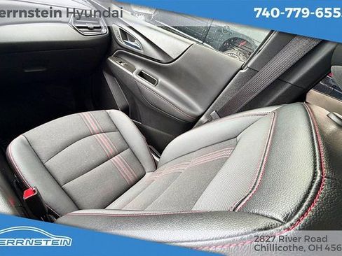 Used 2022 Chevrolet Equinox RS image 11