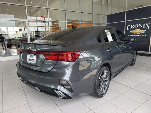 Used 2024 Kia Forte GT-Line w/ GT-Line Premium Package image 4