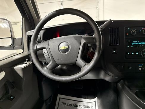 Used 2018 Chevrolet Express 3500 LT w/ LT Preferred Equipment Group image 19
