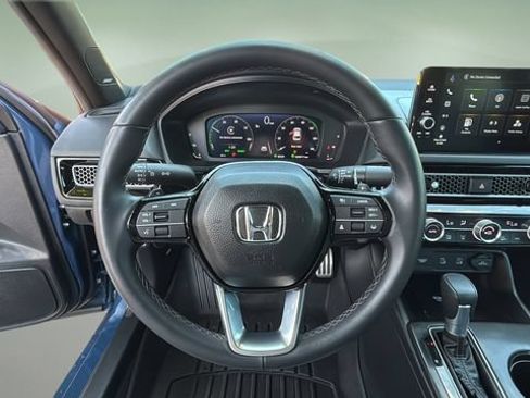 Used 2025 Honda Civic Sport image 12