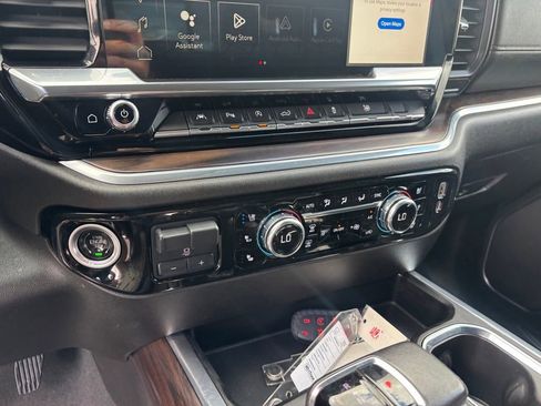 Used 2022 GMC Sierra 1500 SLT RWD image 19