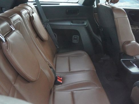 Used 2021 Lincoln Aviator Reserve w/ Equipment Group 201A RWD image 14