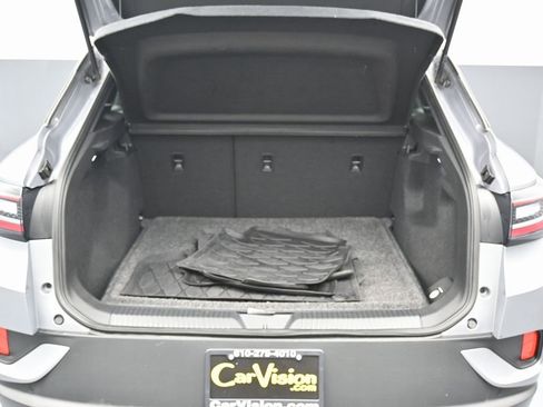 Used 2023 Volkswagen ID.4 Pro image 15