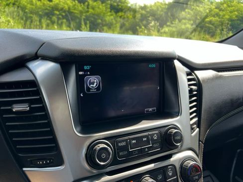 Used 2019 Chevrolet Tahoe LT image 19