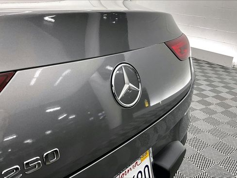 Used 2022 Mercedes-Benz CLA 250 image 7