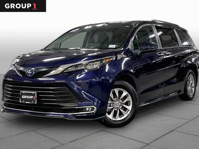 Used 2024 Toyota Sienna XLE w/ XLE Plus Package