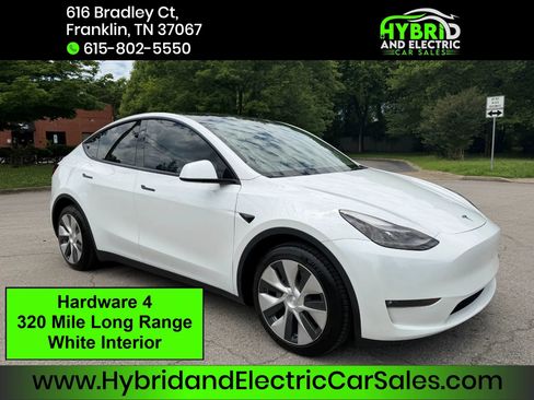 Used 2023 Tesla Model Y Long Range AWD/4WD image 1