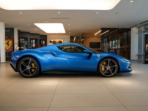 Used 2024 Ferrari 296 GTS image 27