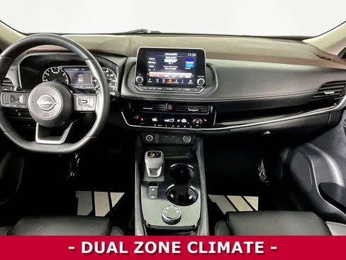 Used 2023 Nissan Rogue SL image 8