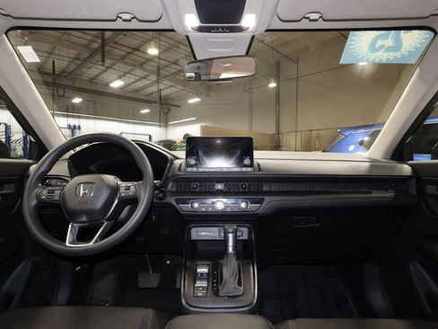Used 2025 Honda CR-V LX image 28